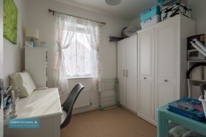 Bedroom- click for photo gallery